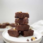 stack chickpea brownies in two plates