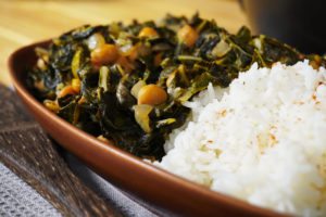 Serve spinach stew