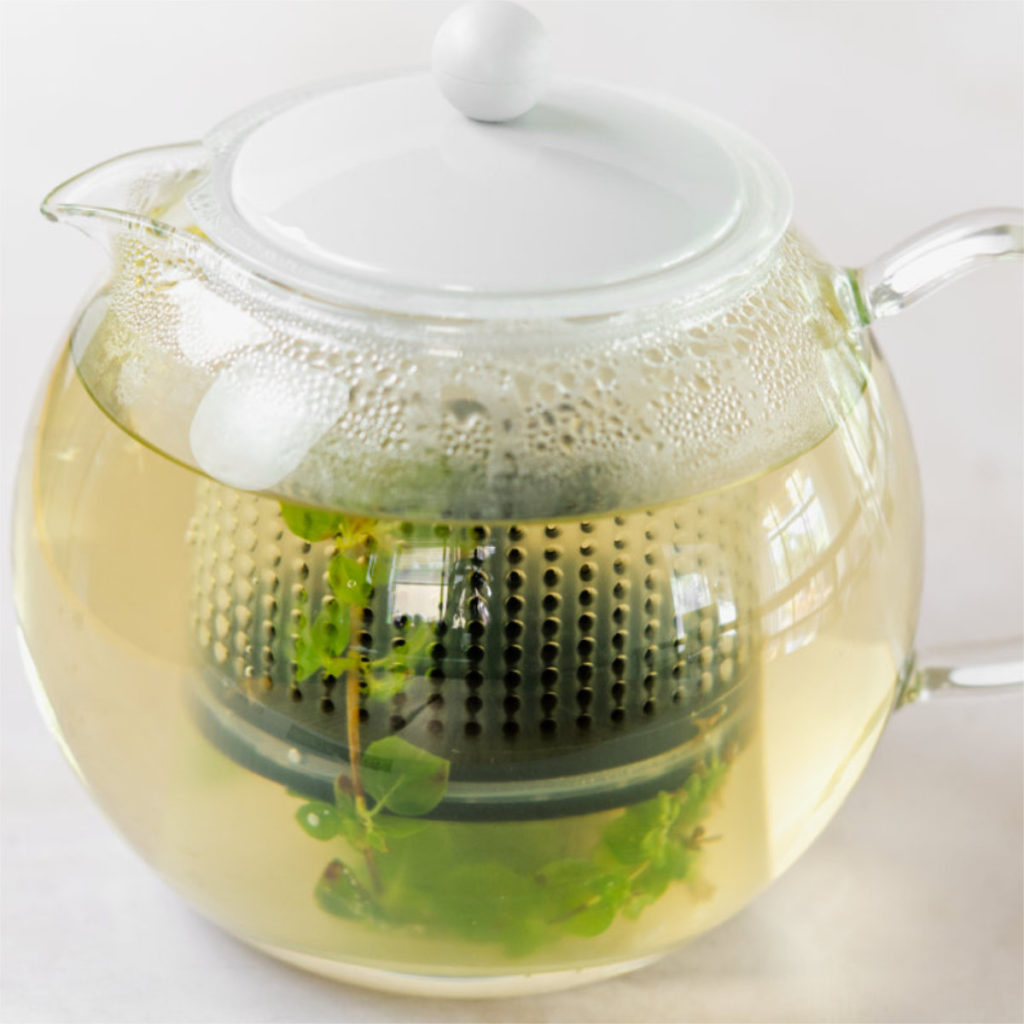 fresh-herbal-tea-12-herbs-how-to-guide