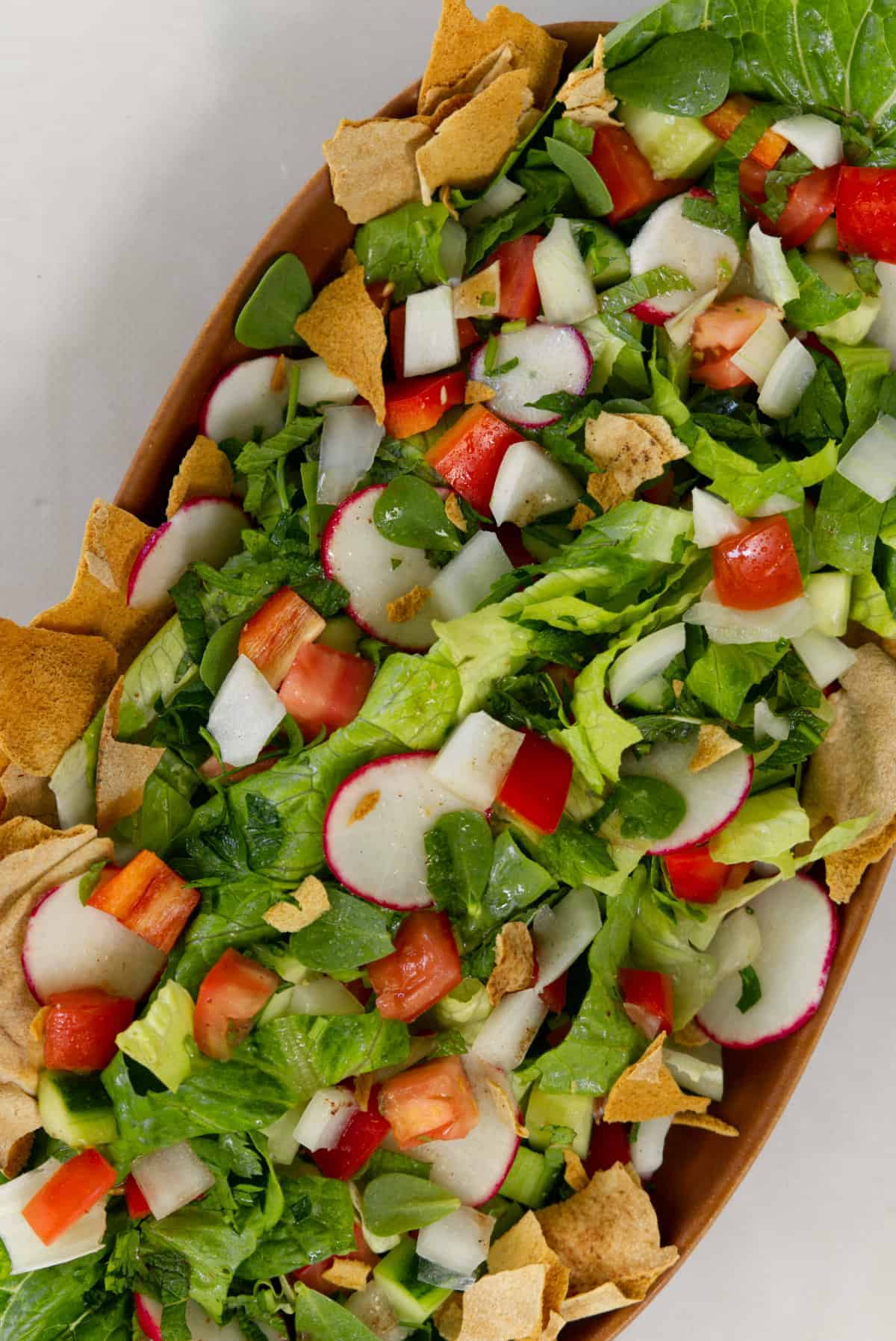 Fattoush Salad (My Lebanese Family's Recipe - الفتوش)