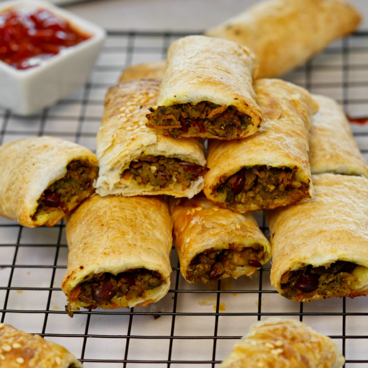 Vegan Sausage Rolls (Easy Homemade With Veg Filling)