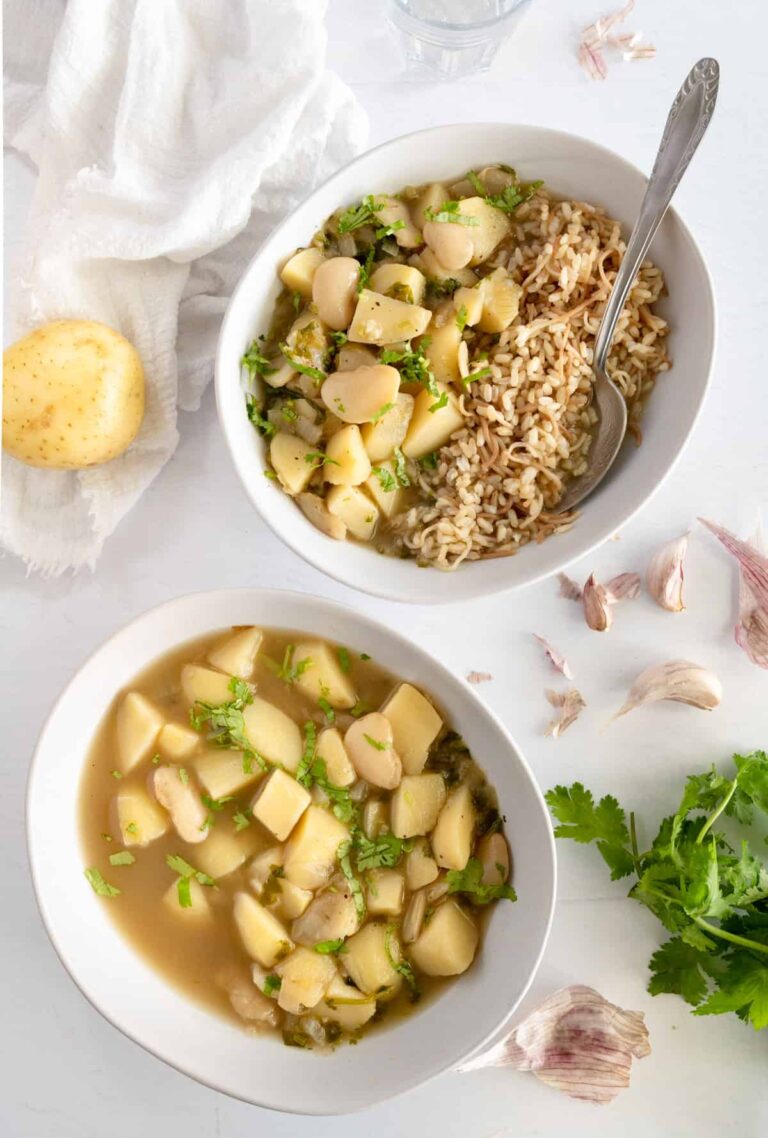 Hearty Vegan Potato Stew (Lebanese Batata)