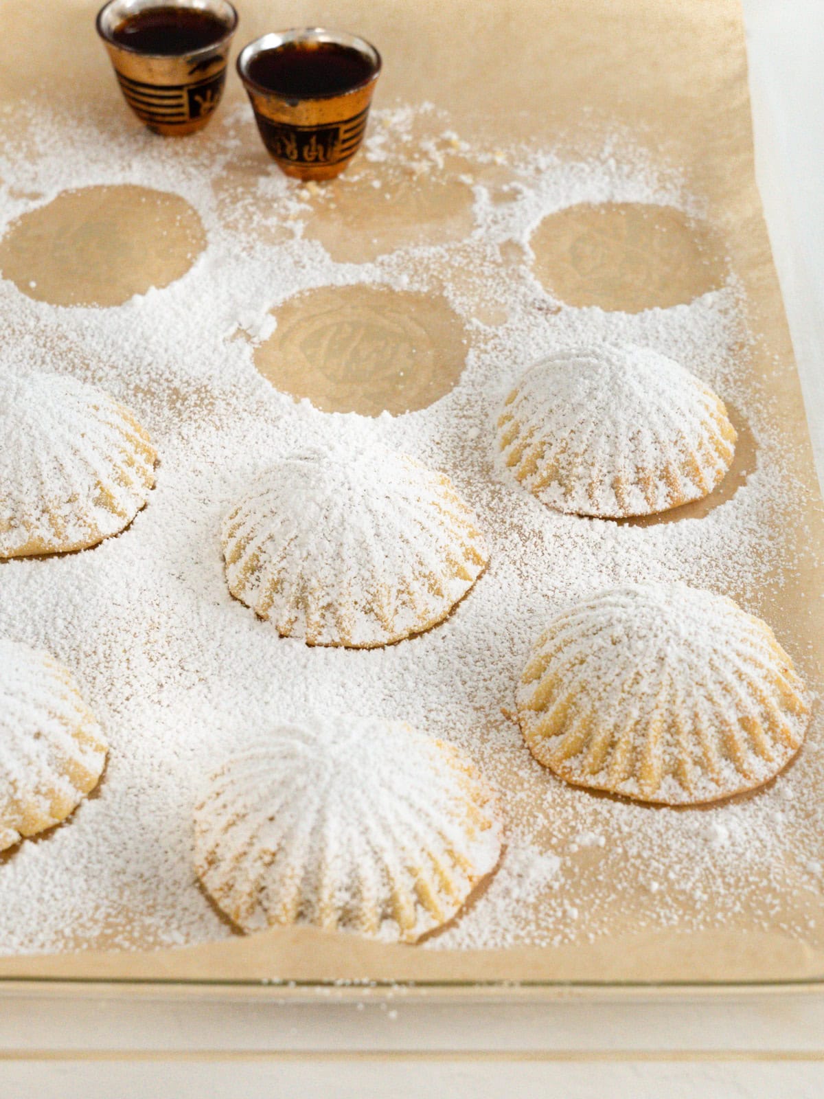 maamoul with walnuts laid out in a tray