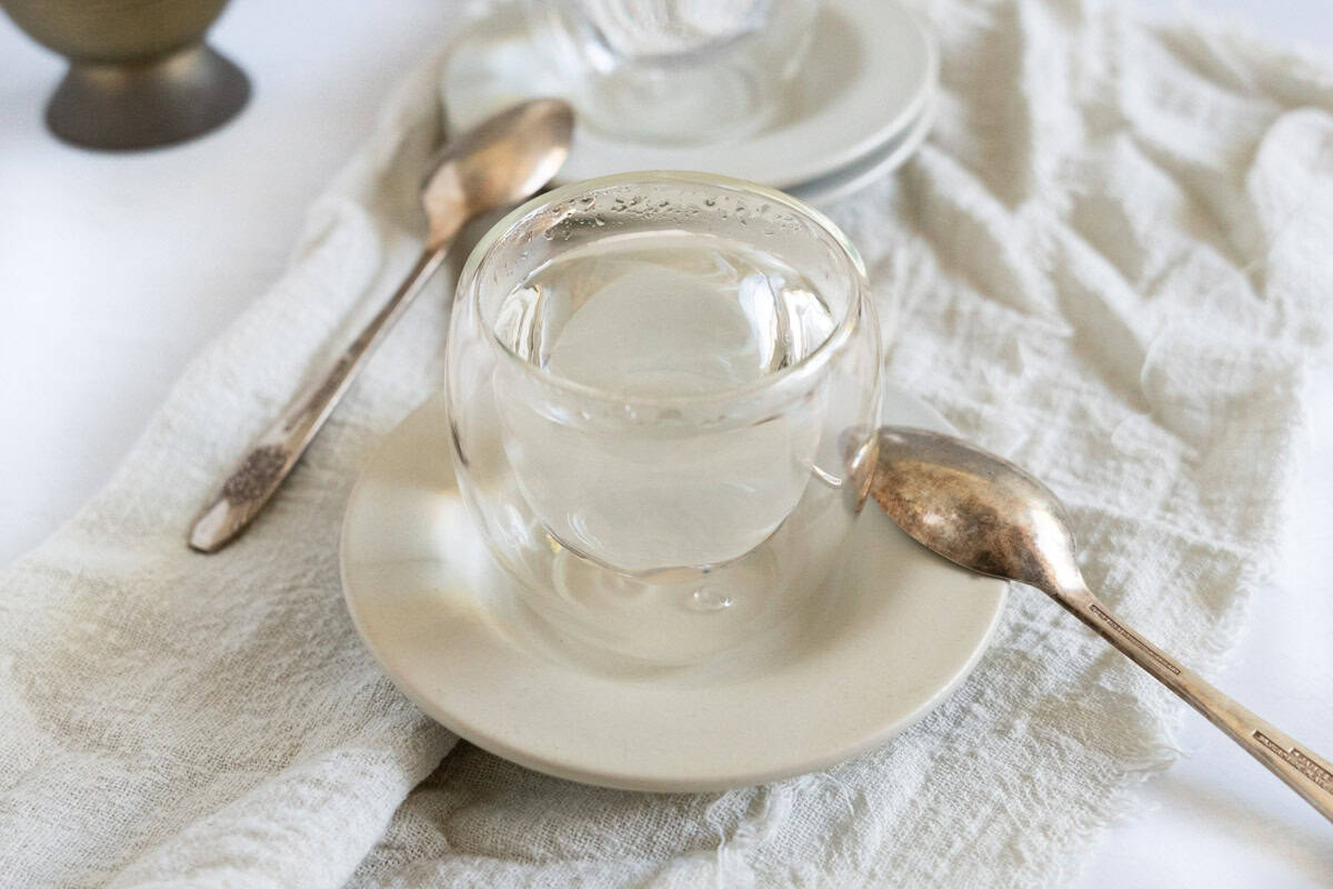 one cup of cafe blanc