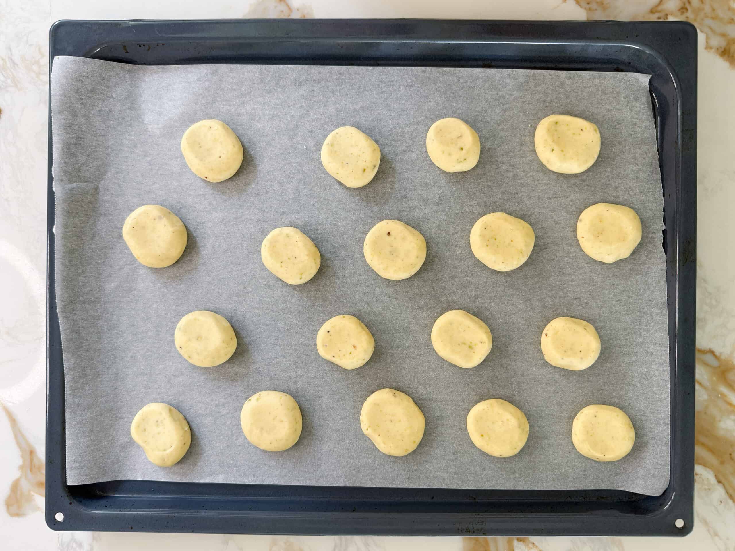 unbaked ghraybeh with pistachio throughout